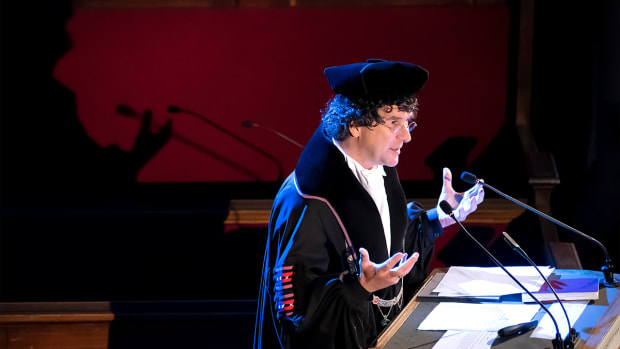 &ldquo;Sometimes there seem to be two separate worlds: That of the international students and that of the Dutch&rdquo;